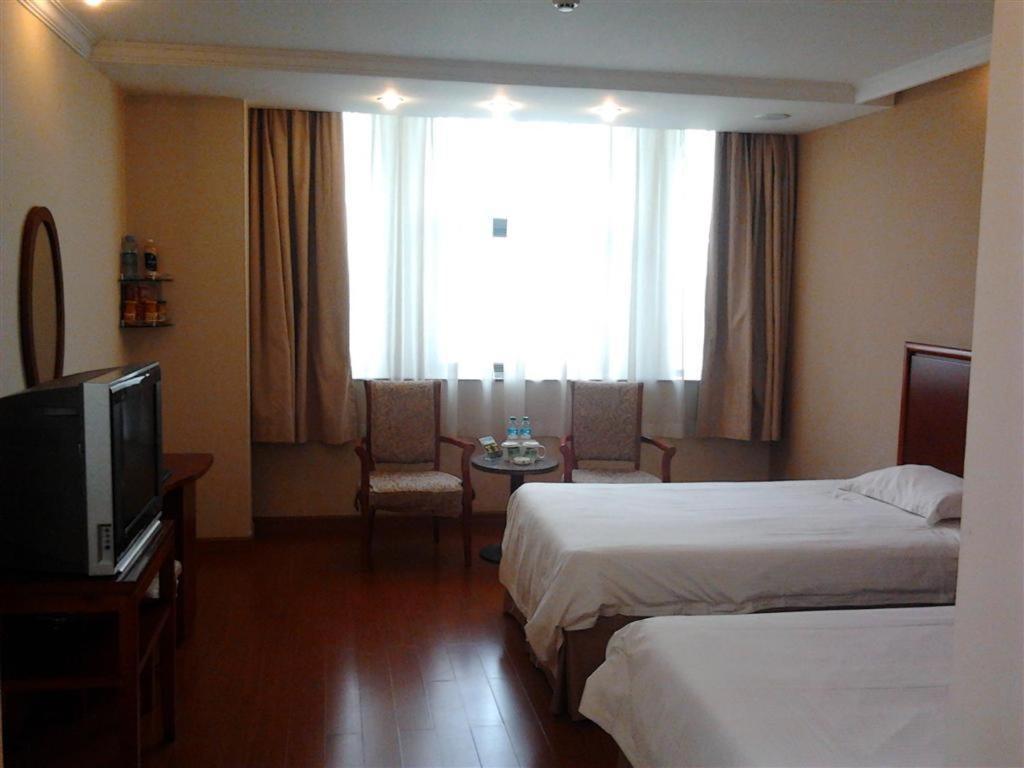 Greentree Inn Jiujiang Railway Station Business Hotel Bilik gambar