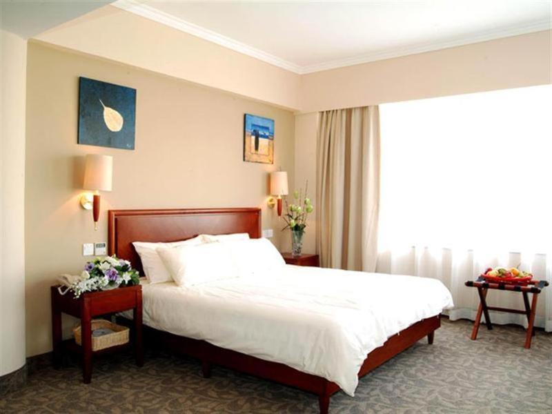 Greentree Inn Jiujiang Railway Station Business Hotel Bilik gambar